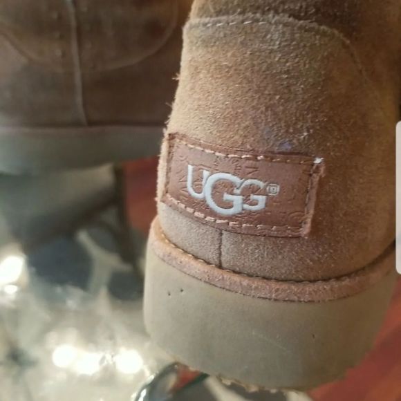 Ugg Australia Cindy Sand Suede Shearling Lined Studded Booties Tassels Girl Sz 4 - Picture 8 of 11